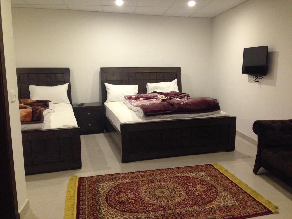 The Smart Hotel Murree Exterior photo